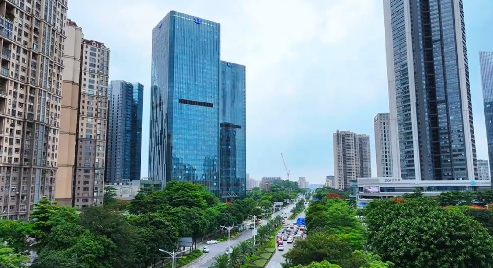 11 Super High-Rise - Foshan R&F International Financial Center 170M